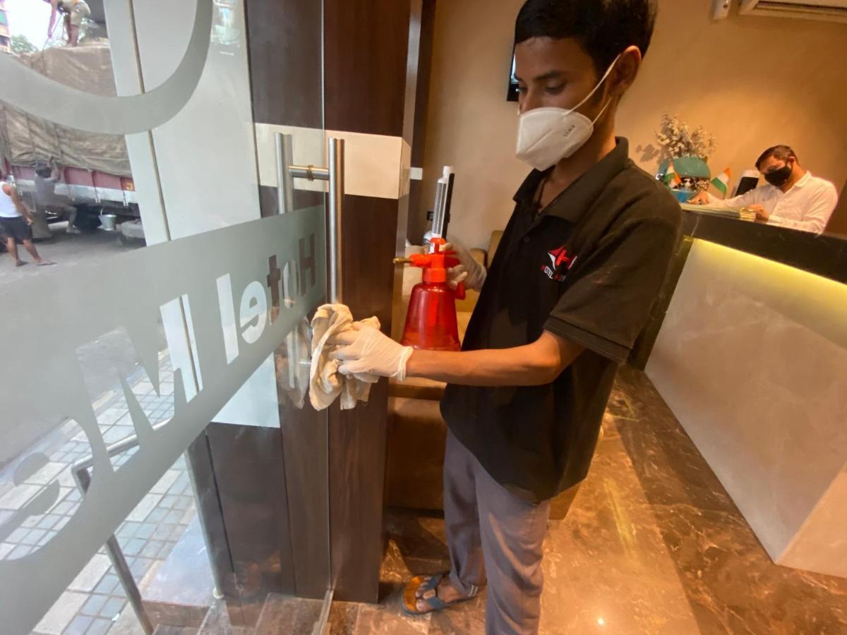 Hotel Meriton Mumbai International Airport T-2 المظهر الخارجي الصورة