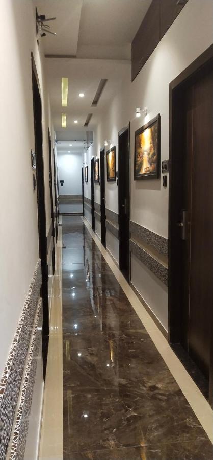 Hotel Meriton Mumbai International Airport T-2 المظهر الخارجي الصورة