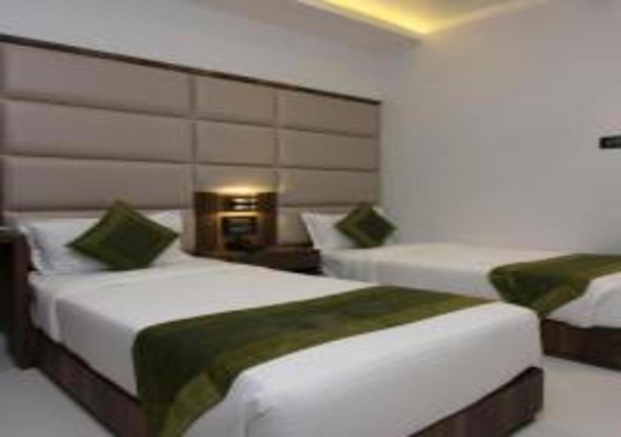 Hotel Meriton Mumbai International Airport T-2 المظهر الخارجي الصورة