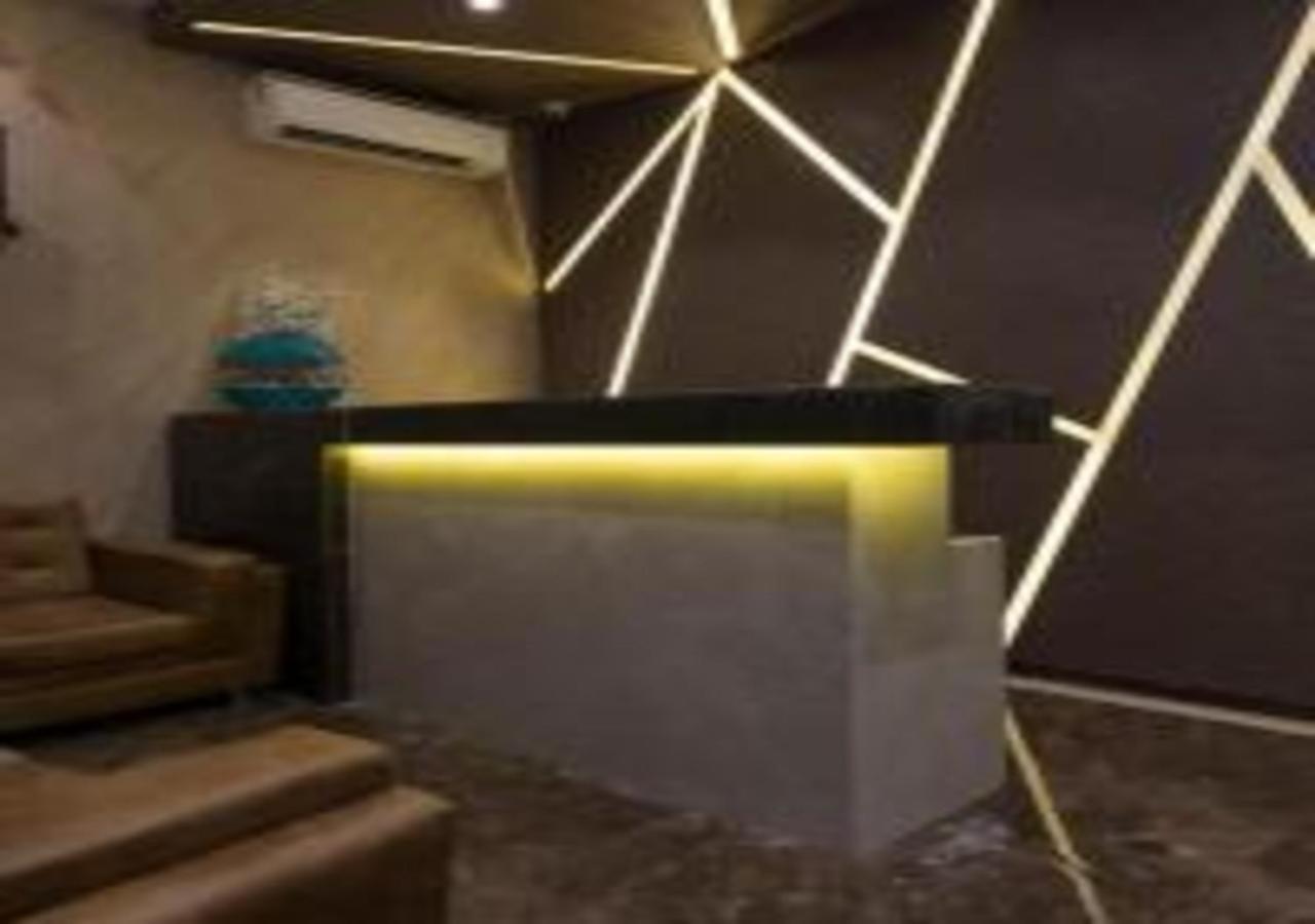 Hotel Meriton Mumbai International Airport T-2 المظهر الخارجي الصورة